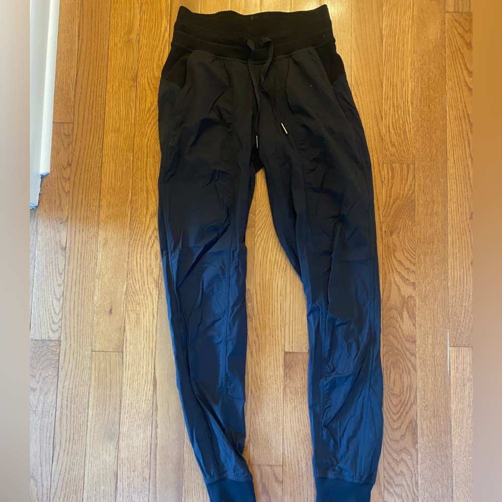 lululemon dance studio joggers